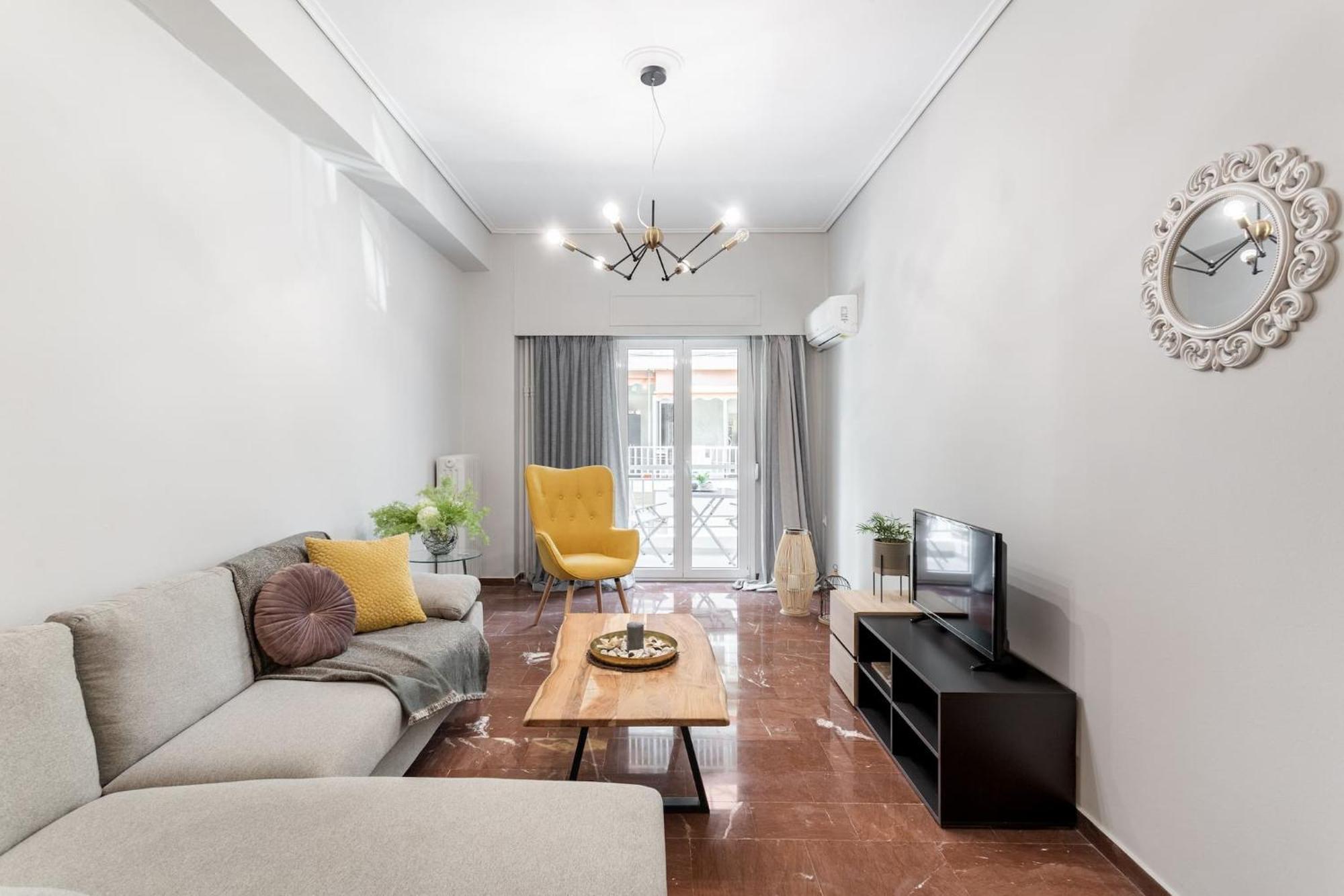 Explore History From A Chic Central Apartment Athens Exterior photo