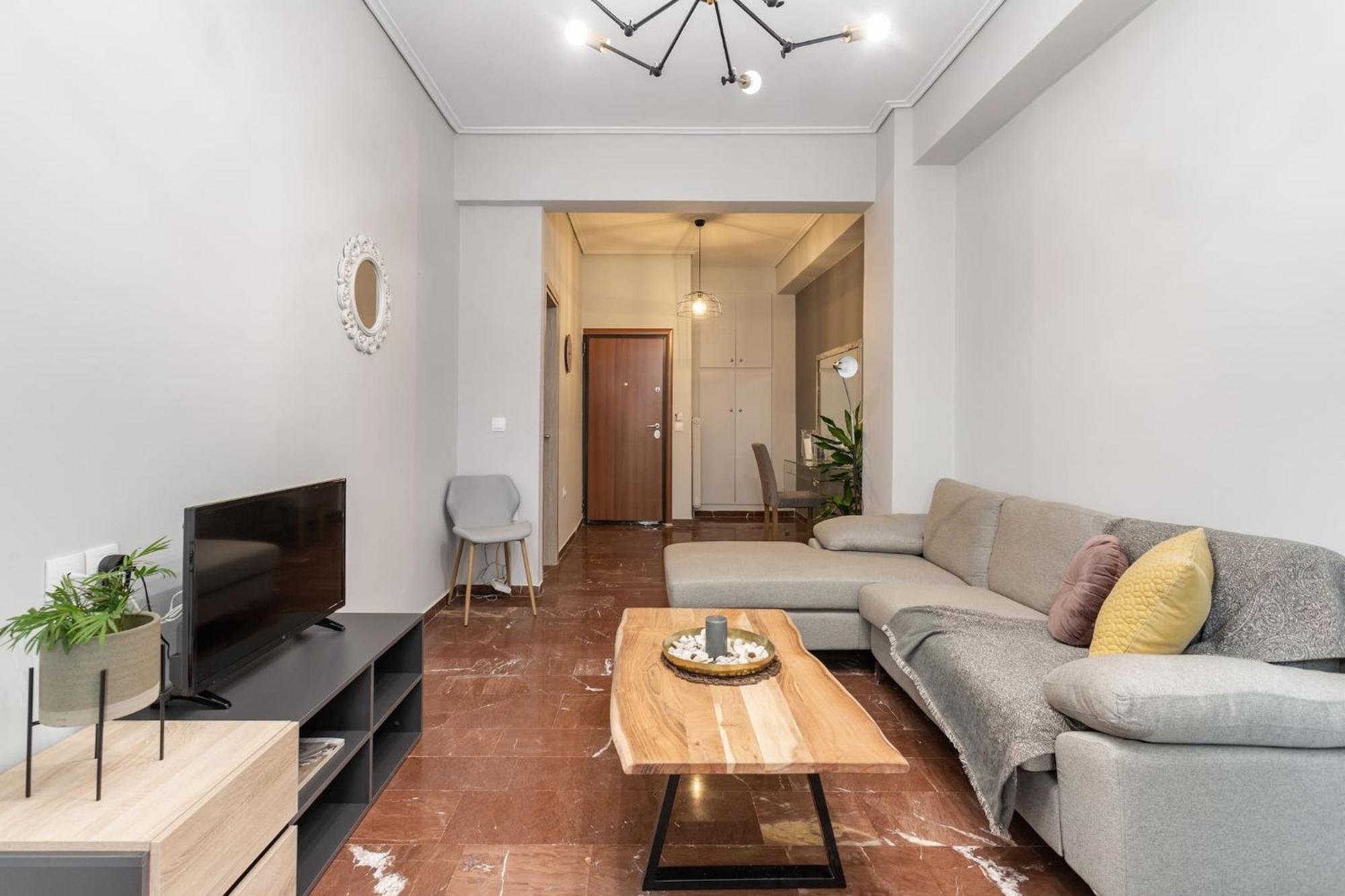 Explore History From A Chic Central Apartment Athens Exterior photo